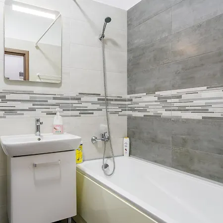 Politehnica Deluxe Apartment Bucharest Exterior photo